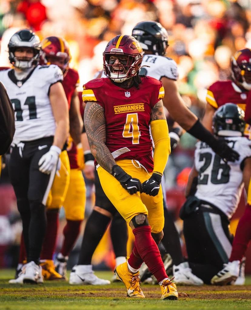 Frankie Luvu celebration